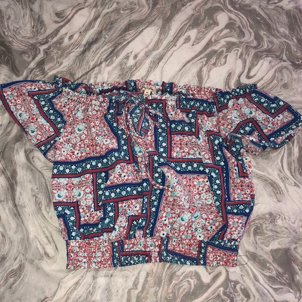 Super cute summery crop top